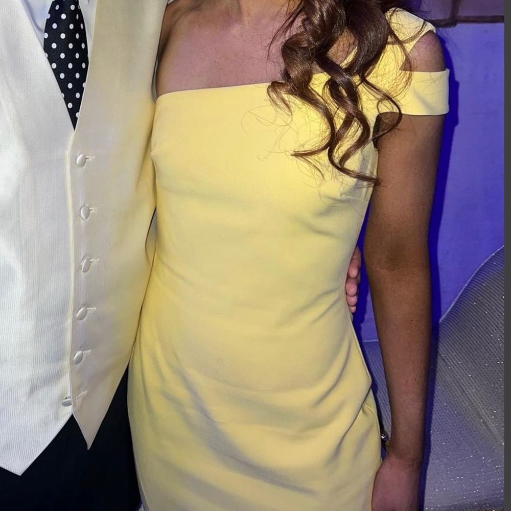 Likely Yellow Gown Size 2